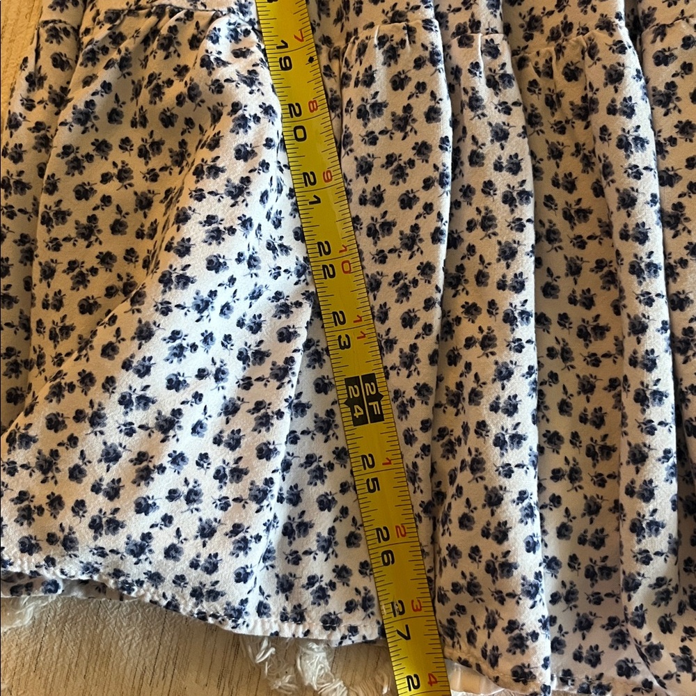 Hollister blue & white dress. Junior size - Picture 6 of 8